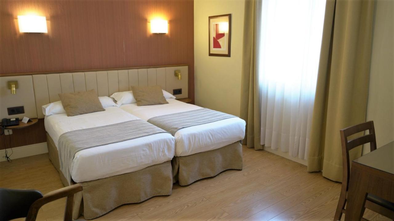 Hospedium Hotel Los Condes Madrid Bilik gambar